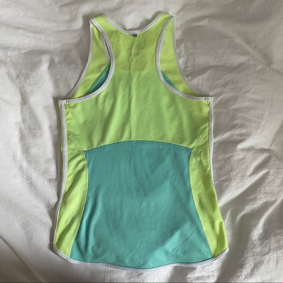 Nike workout tank - Picture 2 of 2